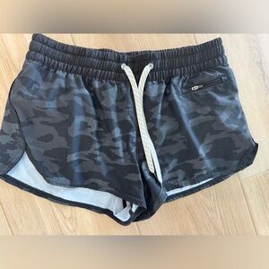 Vouri Clementine Short in black camo size medium and worn only once